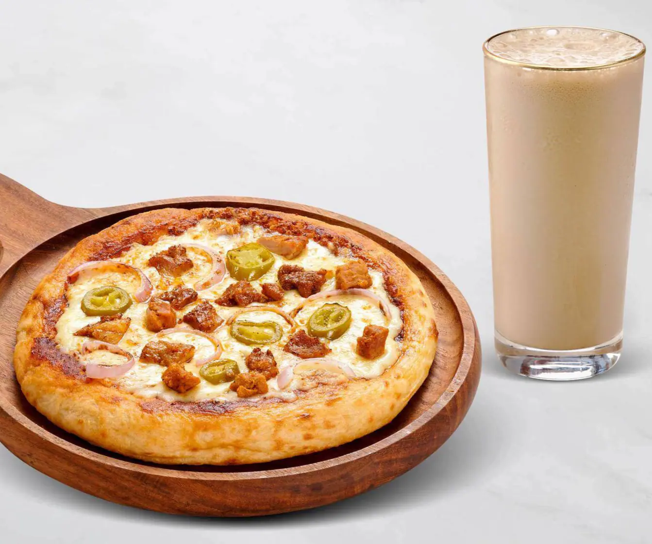 Tandoori Chicken Pizza & Reg-Classic Cold Coffee