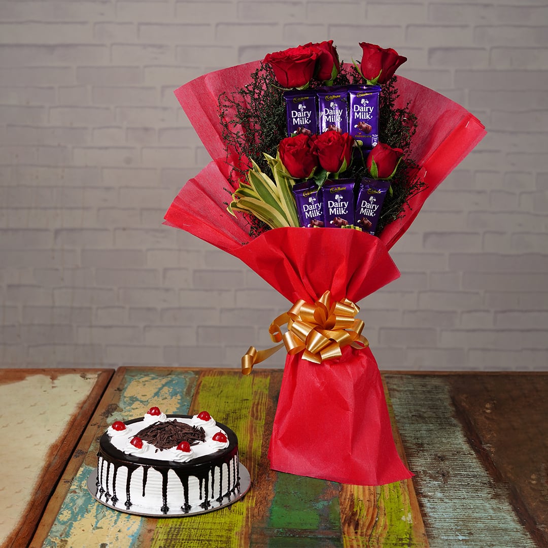 1 in cake and flowers delivery in Gwalior | Winni