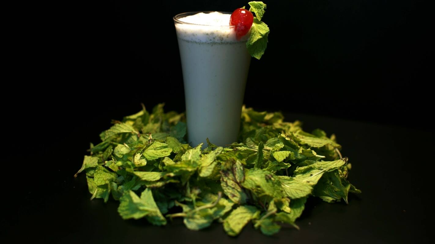 Vanilla Mint Milkshake