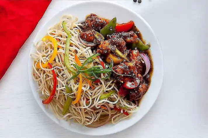 Spiced Black Pepper Chicken Noodle Bowl