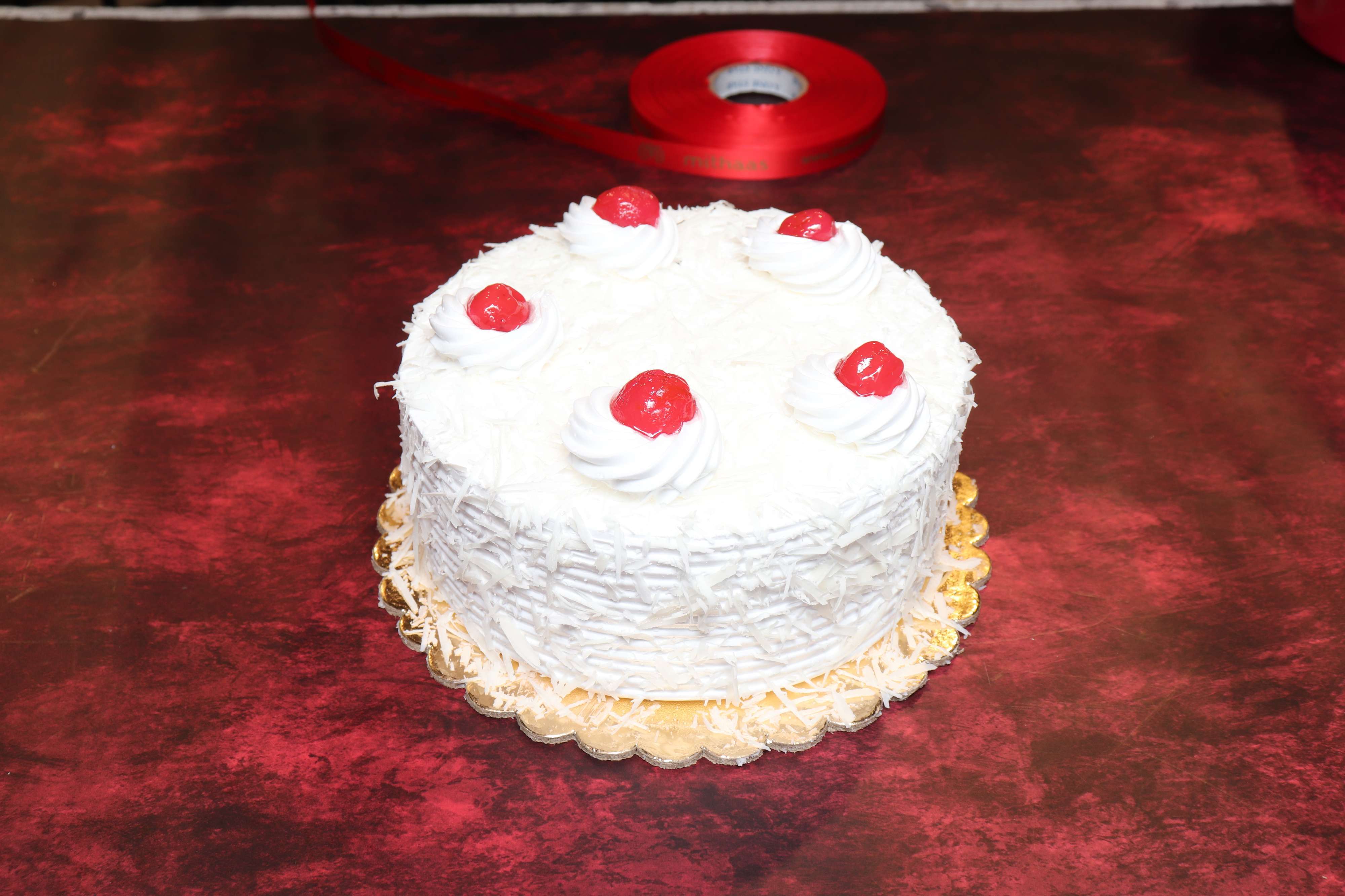 White Forest Cake Half Kg