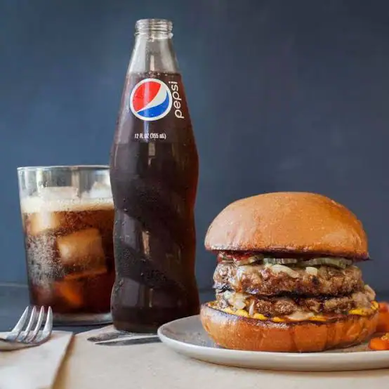 2 Crispy Veg Burger + 2 Cold Drink