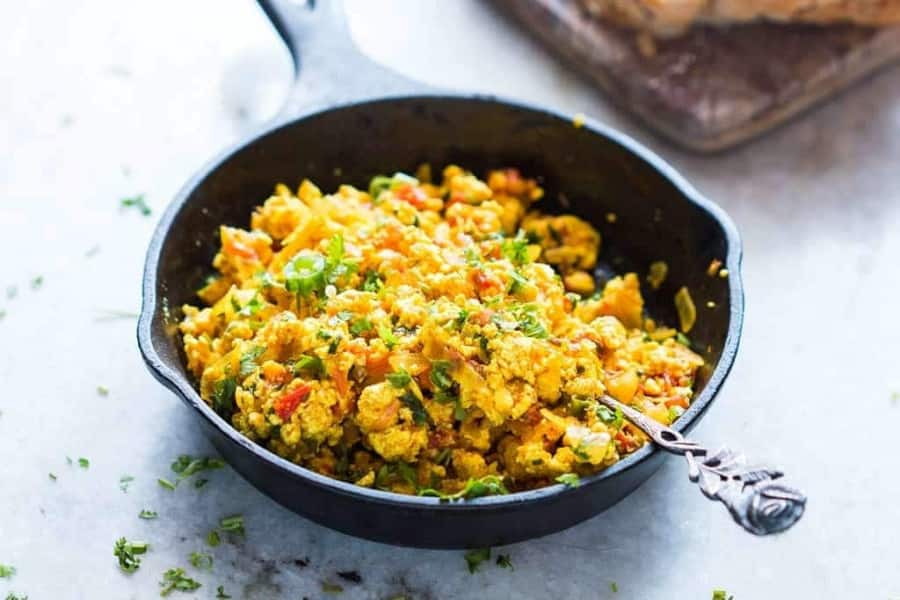 Egg Bhurji [2 Eggs] With 3 Maska Pav