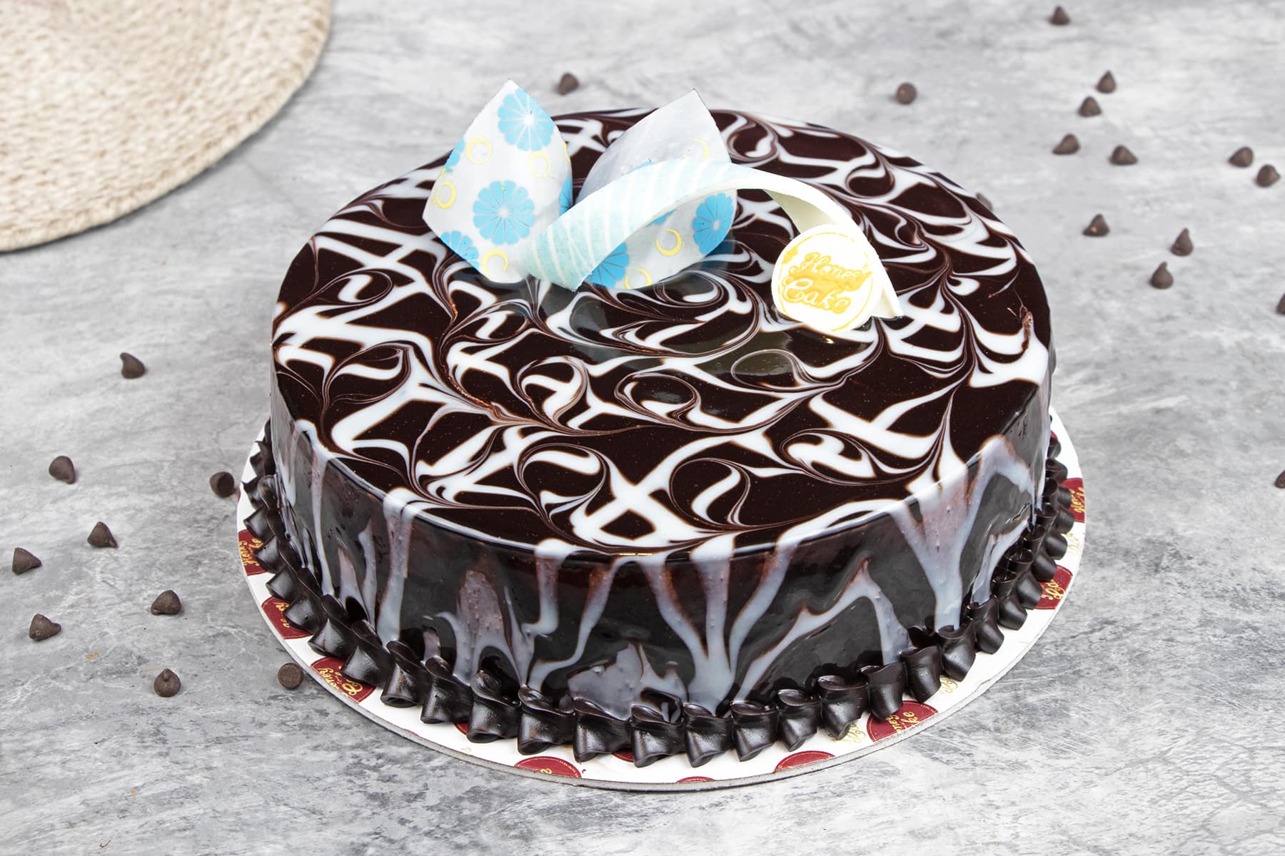 Bread World Dark Chocolate Flower Cake 1kg at Rs 970/kg | Fresh Creams Cake  in Kochi | ID: 19864943655