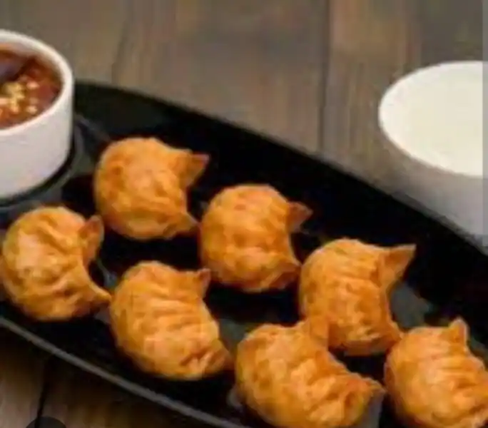 Paneer Peri Peri Momos