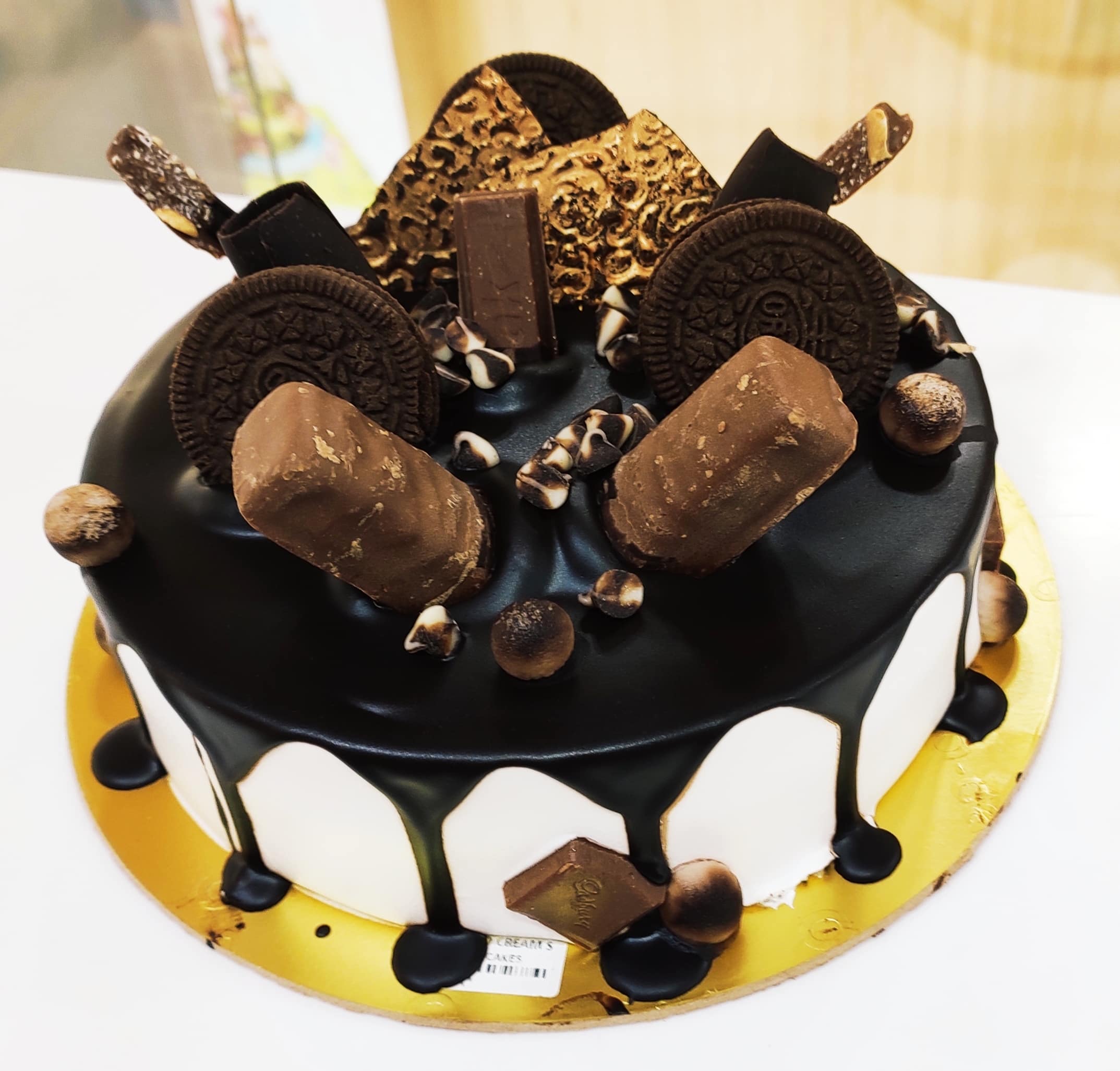 Awesome Cake, Shirgaon, Badlapur, Fast Food, - magicpin | October 2023