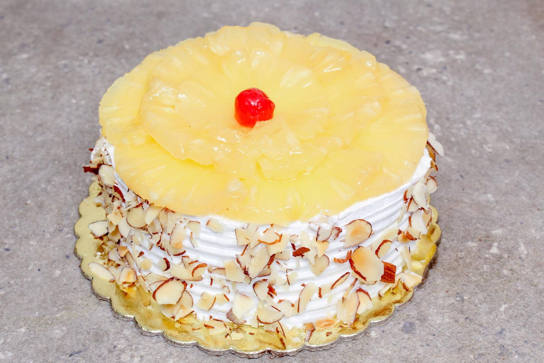 File:Mathura Cake 08.jpg - Wikimedia Commons