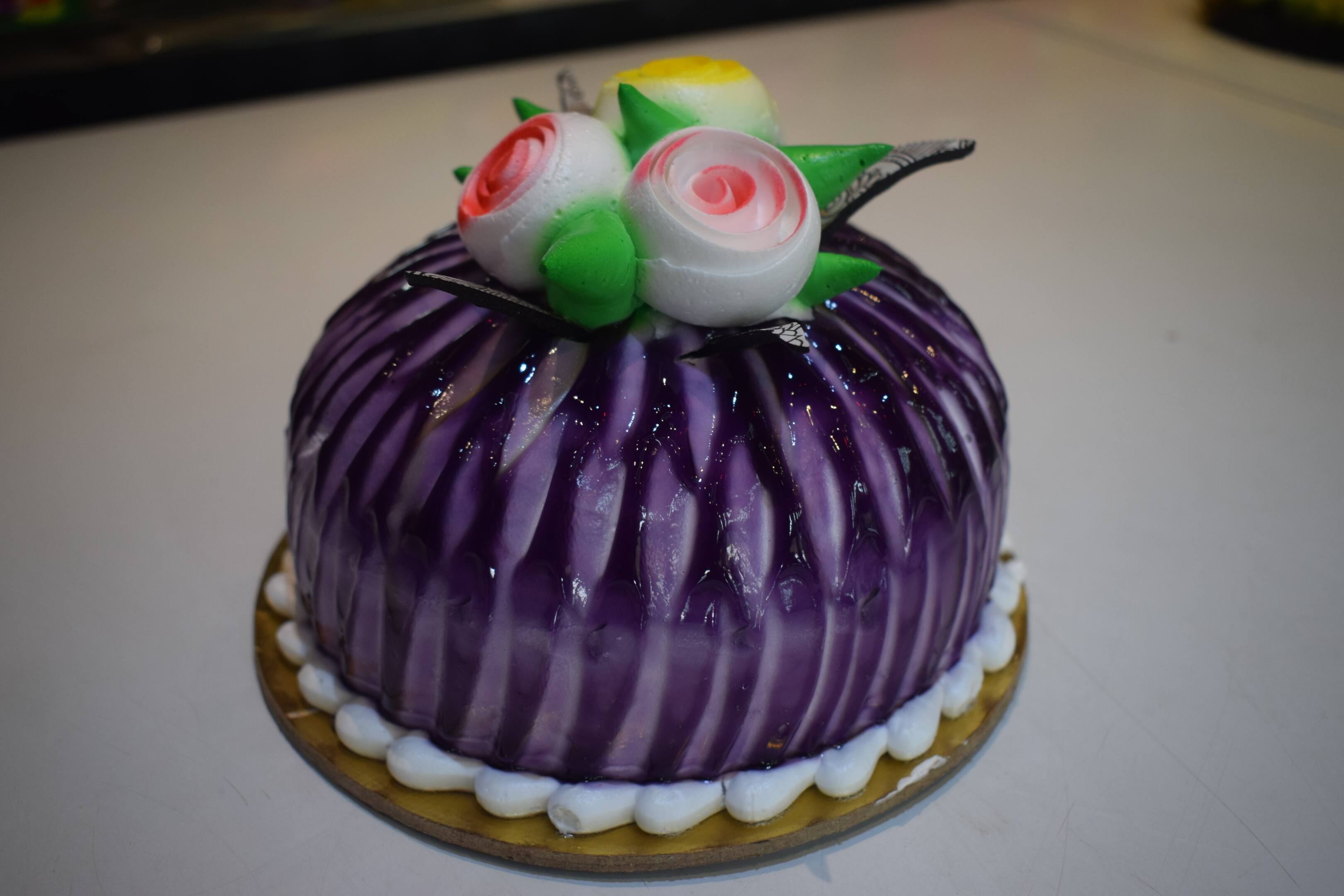 Rashmi cake design simple cake decorating ideas 🤩🍓 #trending  #viral...//💫 #cakedesign #ytshorts - YouTube