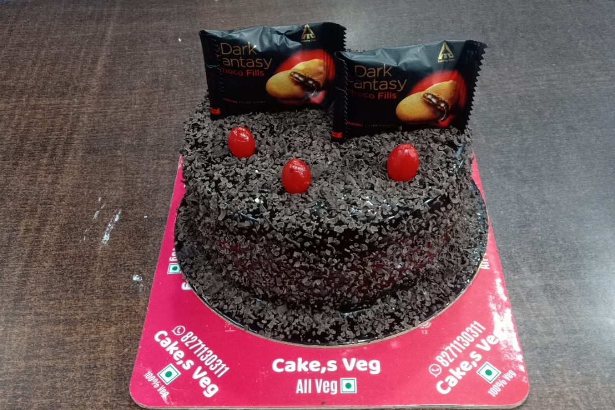 Chocolate Round(Pie) Sunfeast Dark Fantasy Yumfills Pie Cake, Packaging  Type: Box at Rs 153/pack in Bengaluru