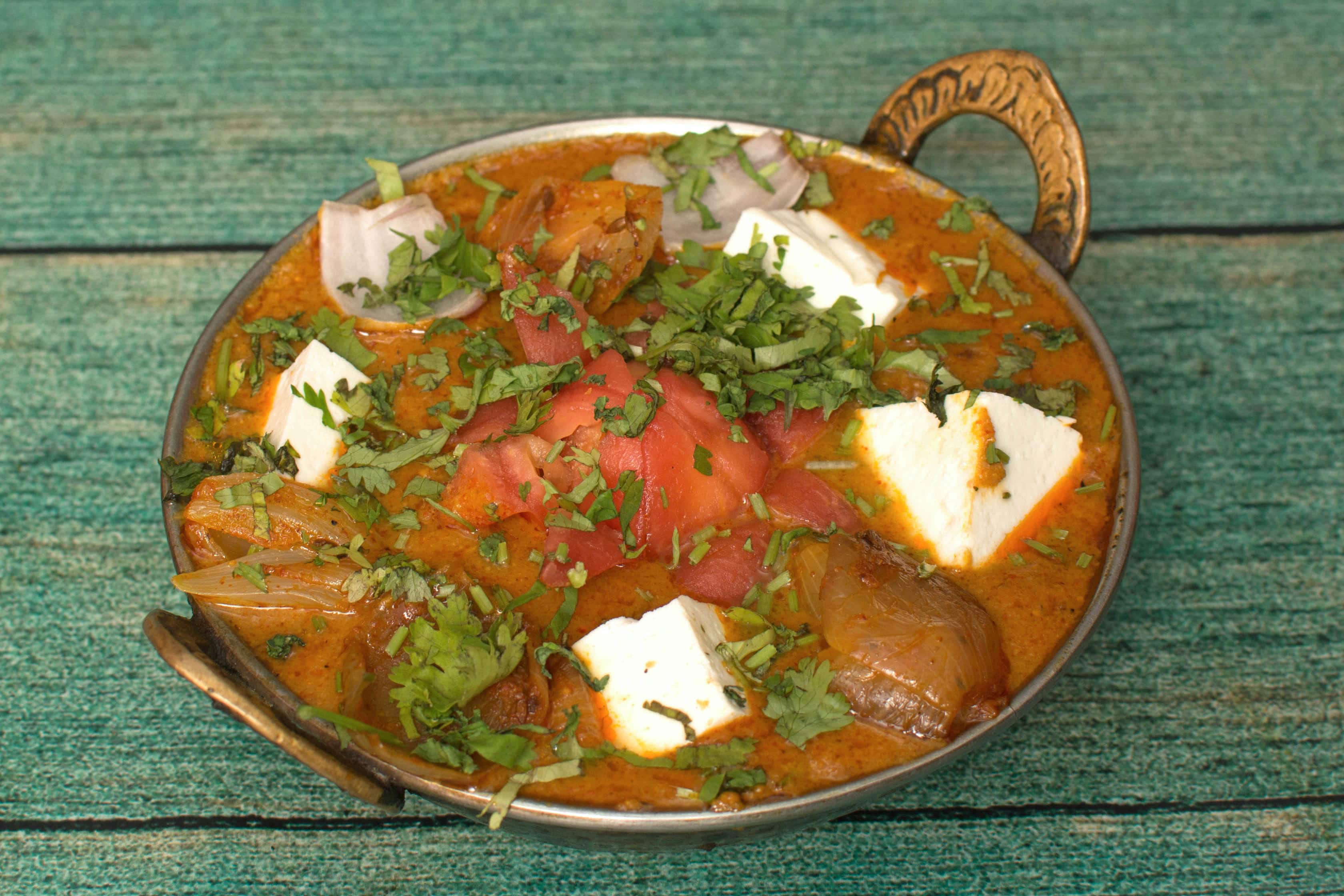 Rajasthani Aloo Pyaz Paneer ki sabji recipe | Sapphire1845.com