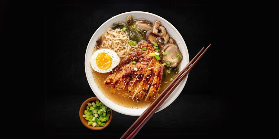 office lunch ramen