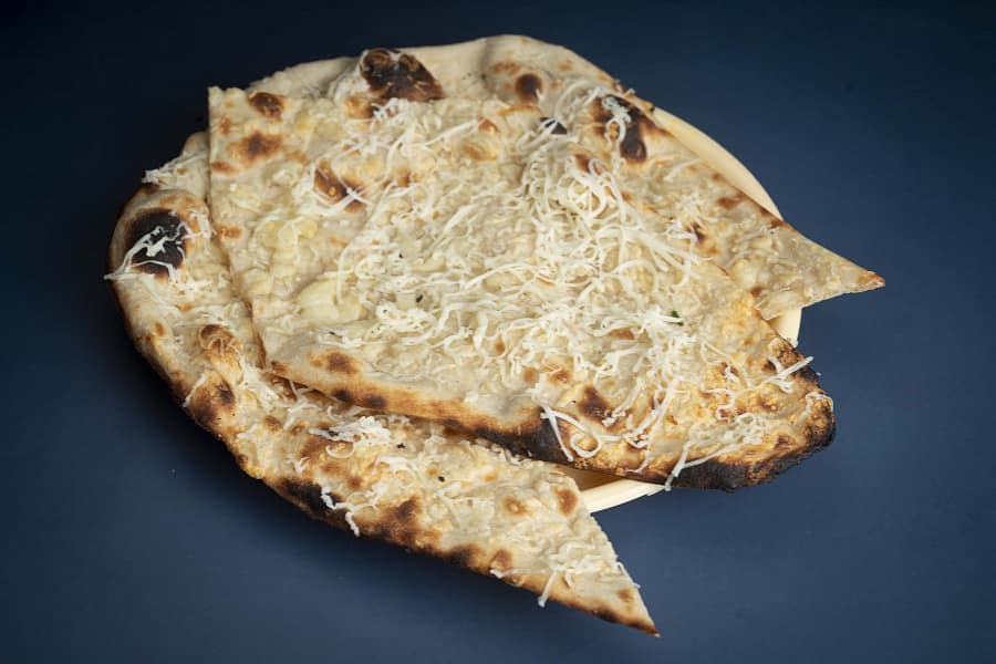 Tandoori Cheese Naan