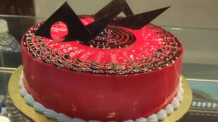 Raspberry Cake at Rs 1050/piece | Birthday Cakes in Coimbatore | ID:  18296365555