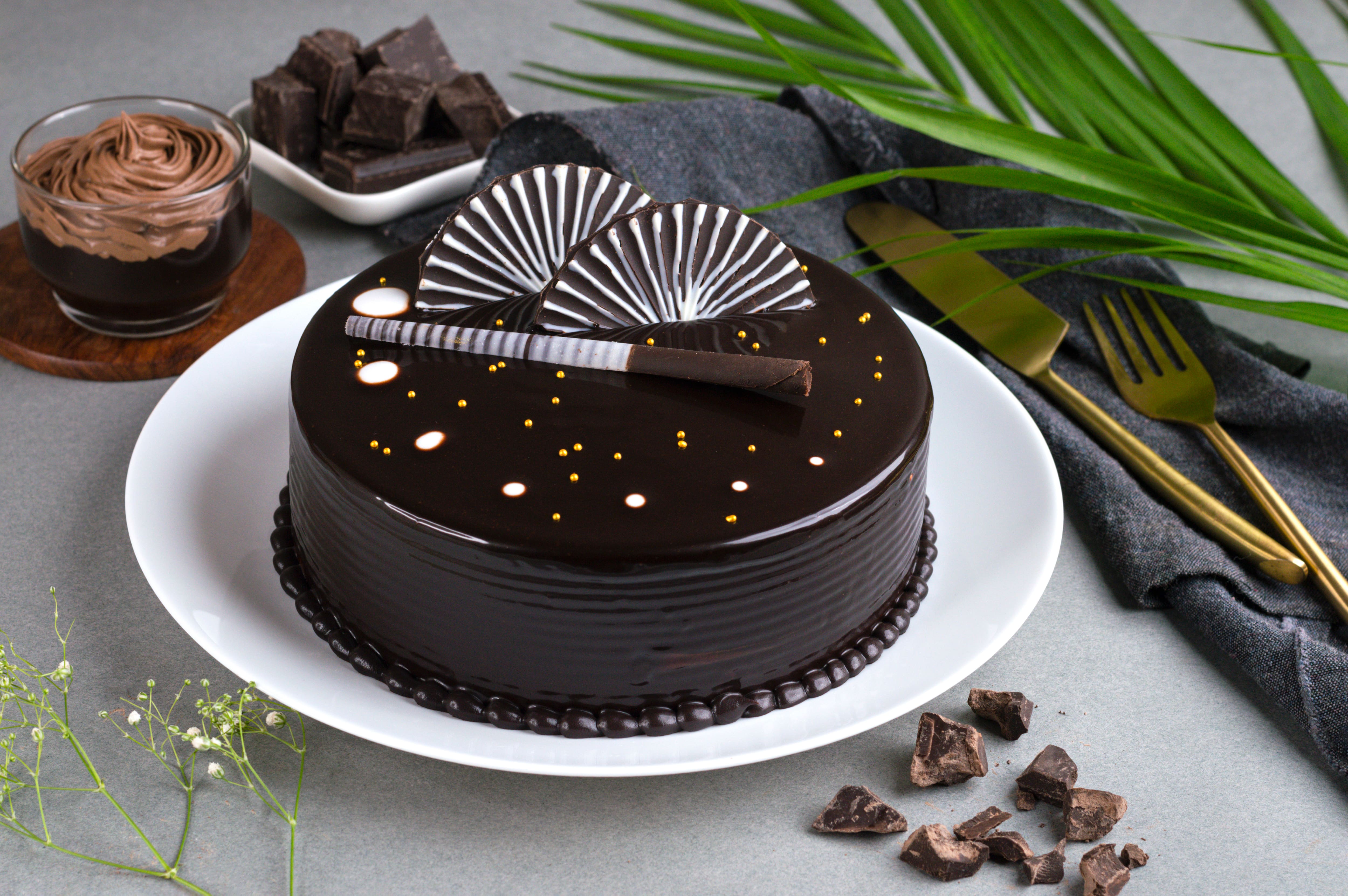 Buy Triple Chocolate Crunchy Cake | Order Online in Mumbai | Toujours