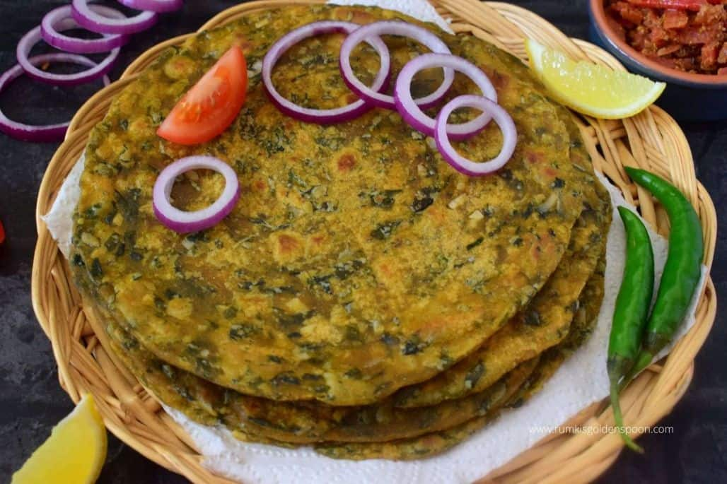 Matar Methi Paratha