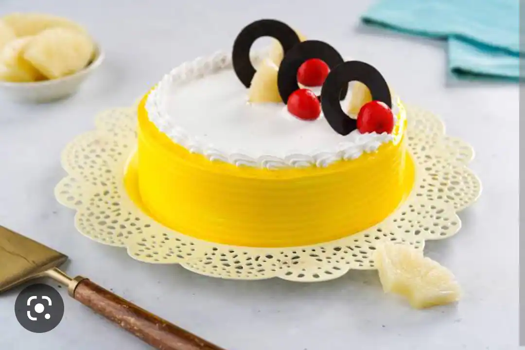 Pineapple Cake [700 G]