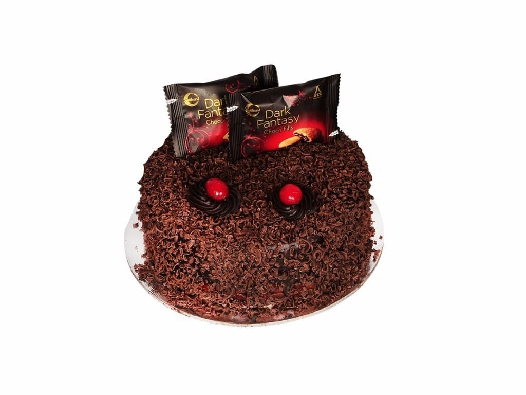 Queen Of Cakes - Dark fantasy Yumfills Cake, Deliciously... | Facebook