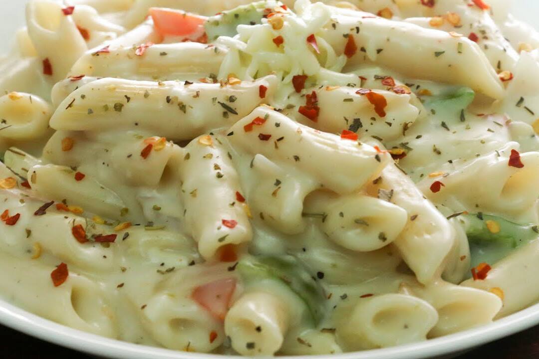 White Sauce Pasta