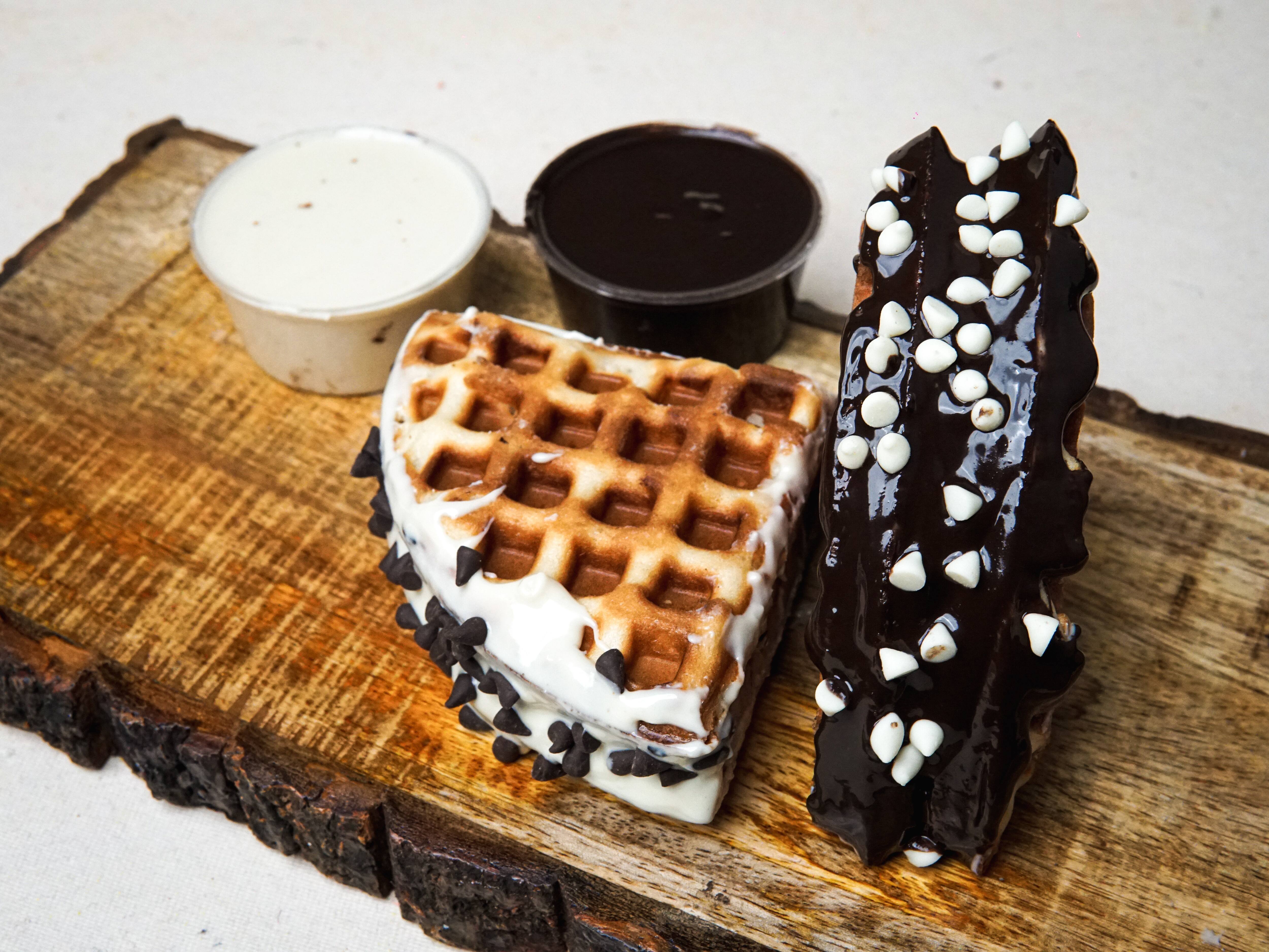 Milk Chocolate Pocket Waffle
