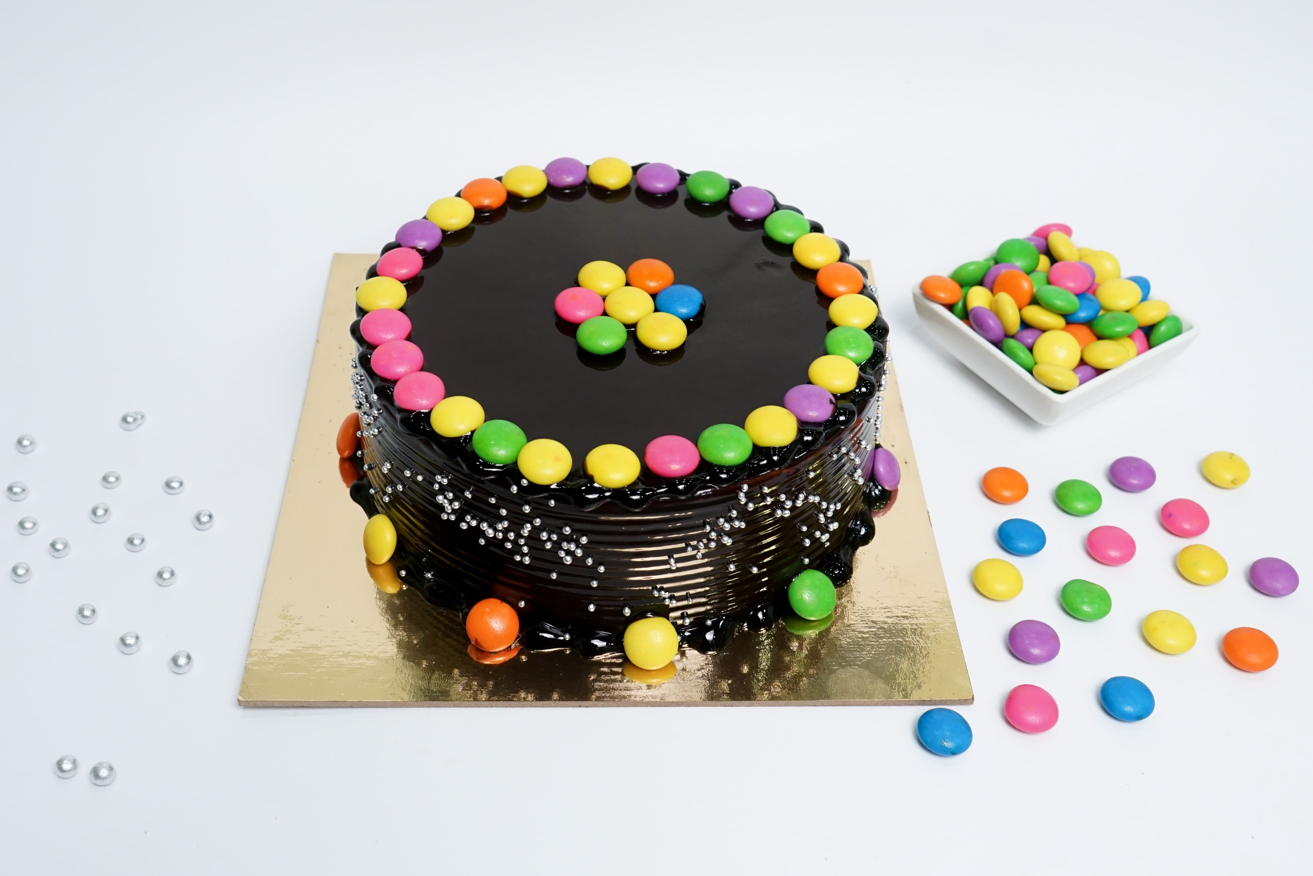 EGGLESS Gems Decorative Spiral Cake - Cake Connection| Online Cake | Fruits  | Flowers and gifts delivery