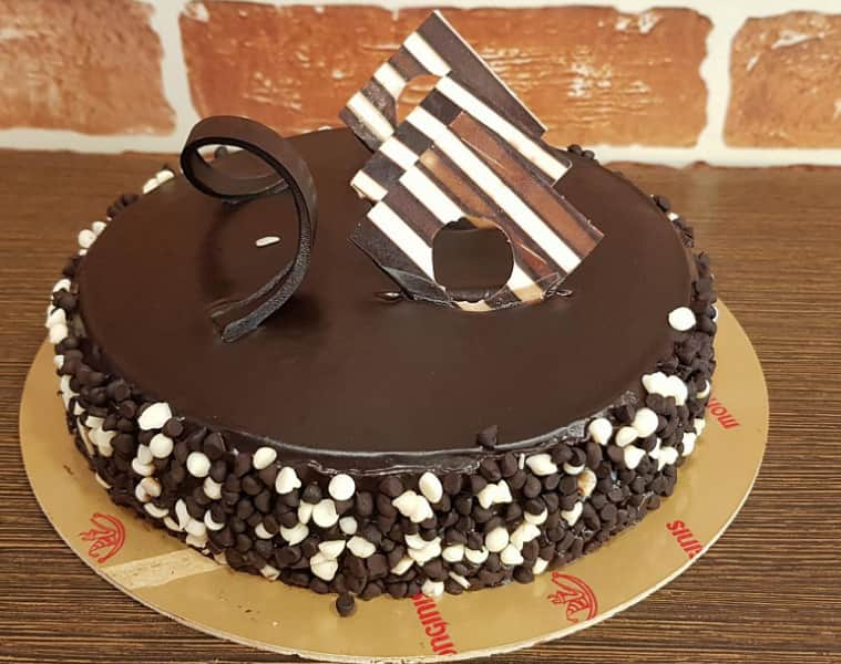 Online Same Day Cake Delivery in Baishnab Ghata Patuli Township, Kolkata |  Flowerzila