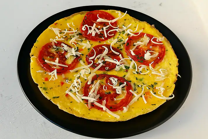 Tomato & Cheese Omelette