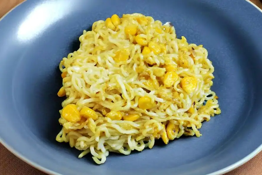Corn Cheese Maggi [Serves 1]