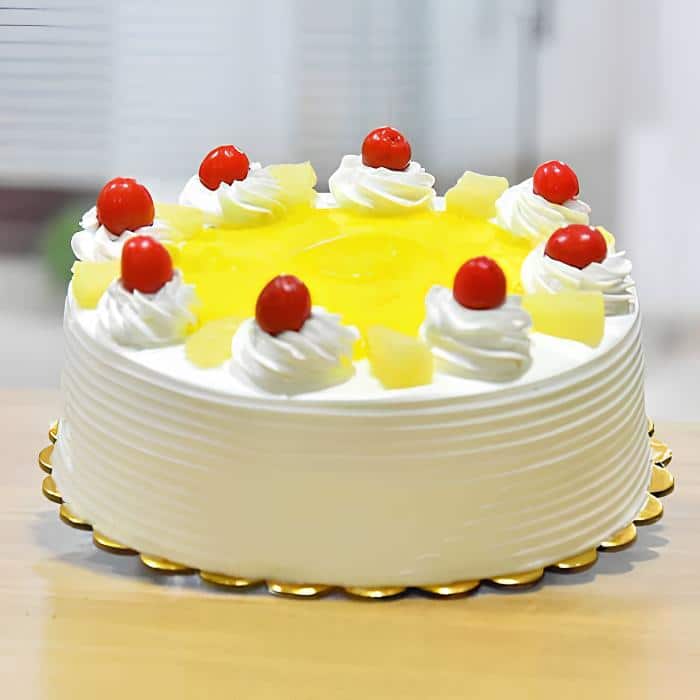 birthday cake🎂 Rohit cake mistri YouTube channel subscribe Karen link per  click Karen 👇https://youtu.be/dBWG3WtjTXU #birthday cake🎂 video Rohit  kumar - ShareChat - Funny, Romantic, Videos, Shayari, Quotes