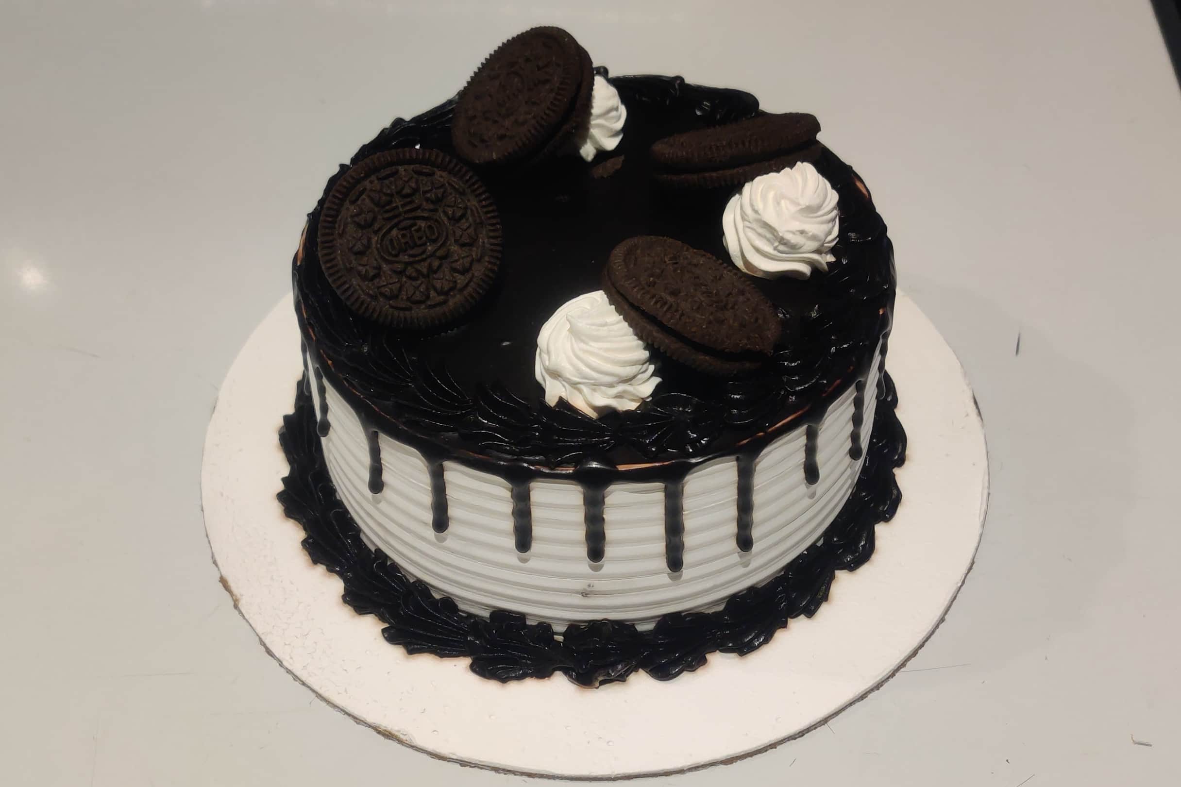 Online Cake Delivery | Order Best Cakes Online | Send Cake Online