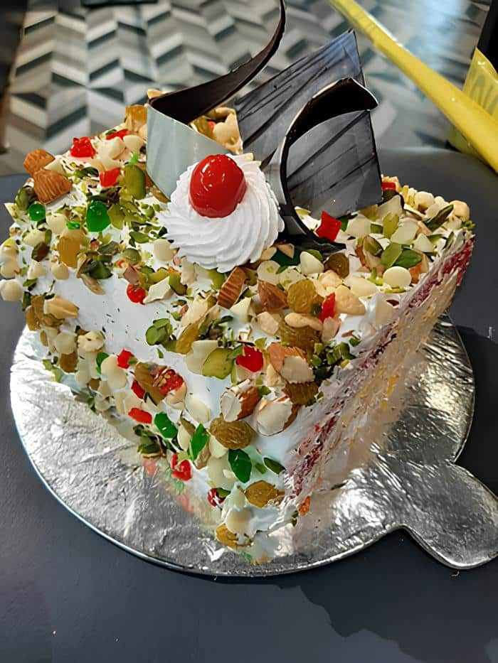 Bake N Cake in Izzat Nagar,Bareilly - Best Cake Shops in Bareilly - Justdial