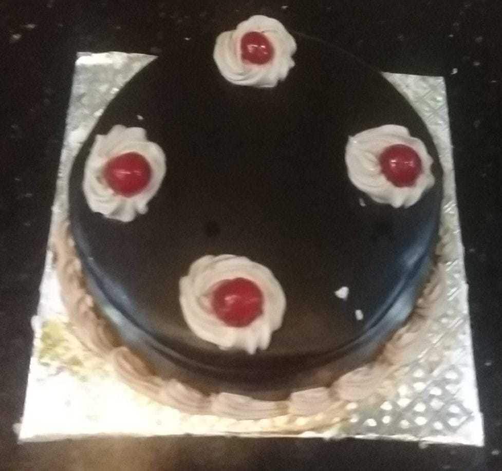 Delicious Dark Chocolate Cake | Kinkin