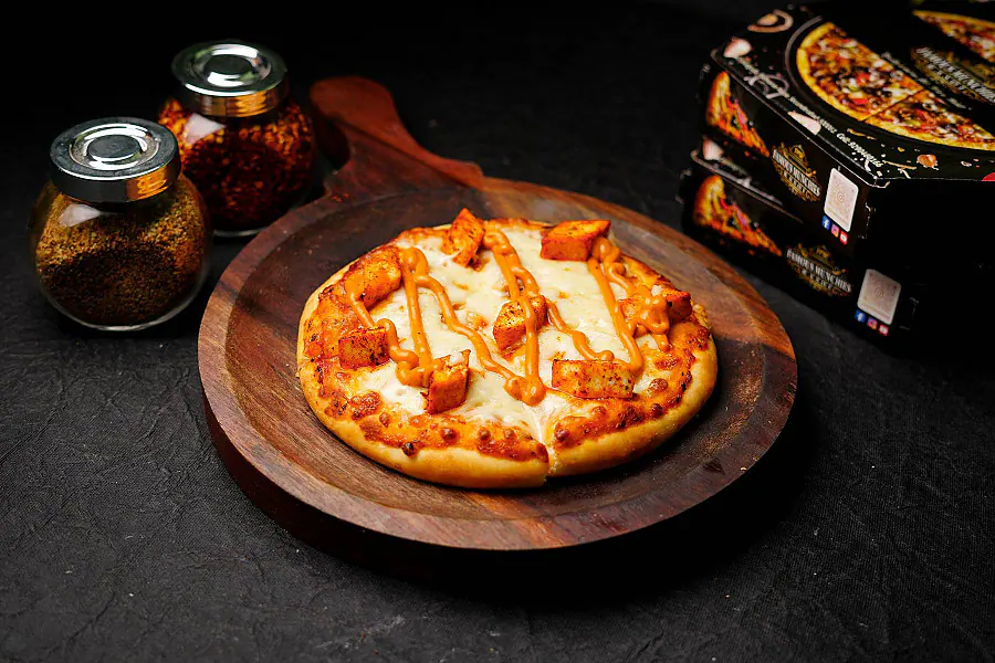 Paneer Paradise Pizza