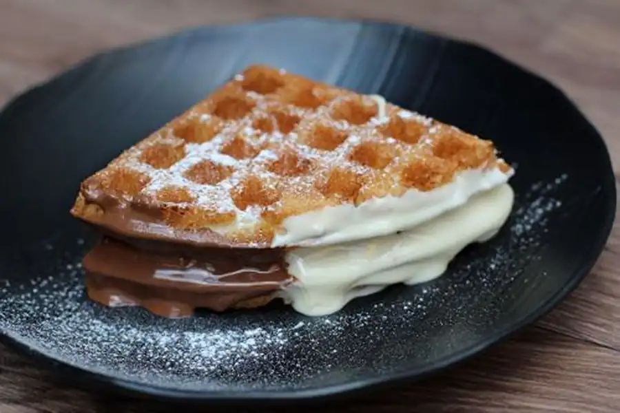 Black And White Waffle