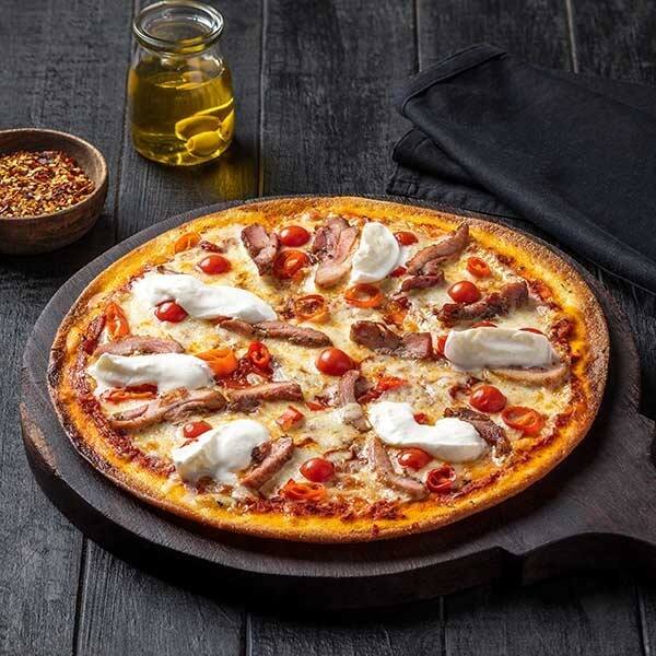 Fierry Buratta And Grilled Chicken Pizza_NY