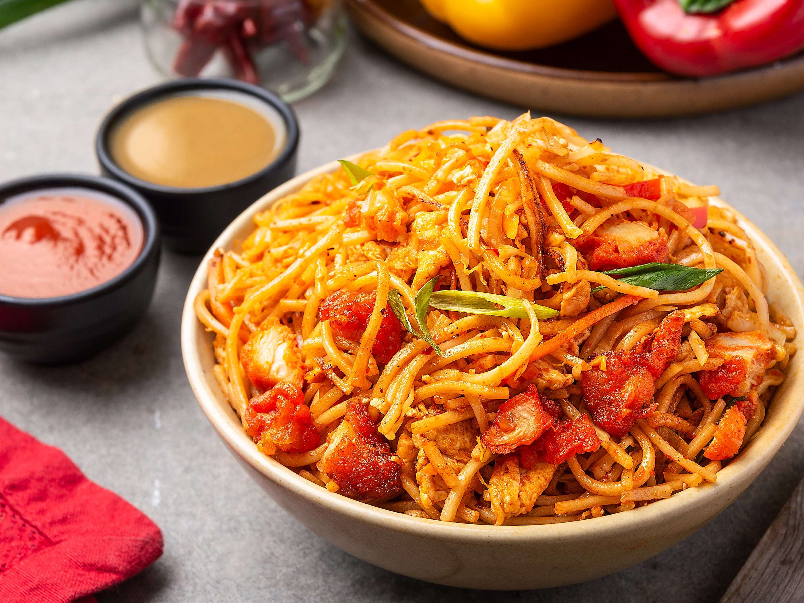 Schezwan Chicken Noodles