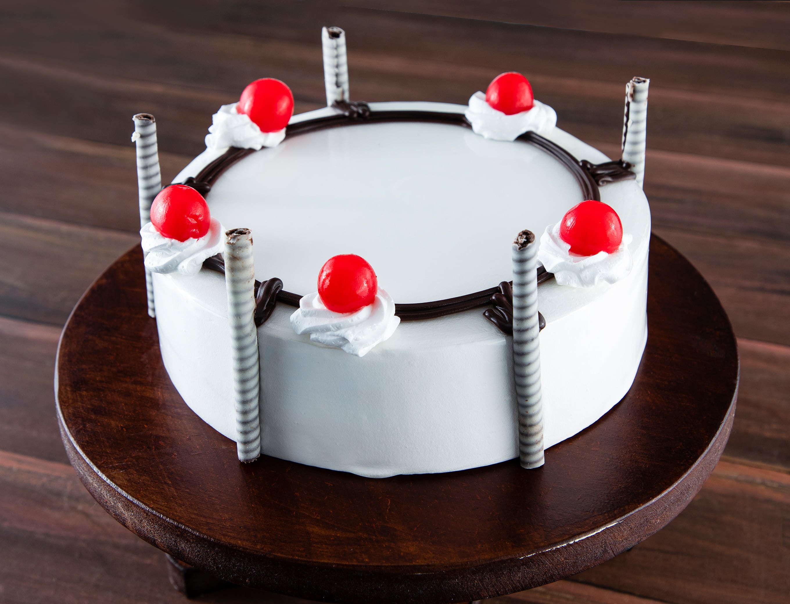 Chocolate Lovers Ferrero Fantasy Cake | Cakes and Bakes