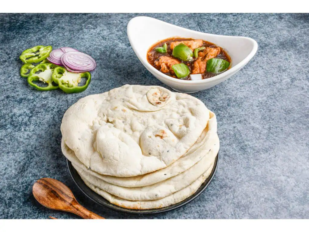 Chilli Chicken [3 Pieces] With 4 Tandoori Roti