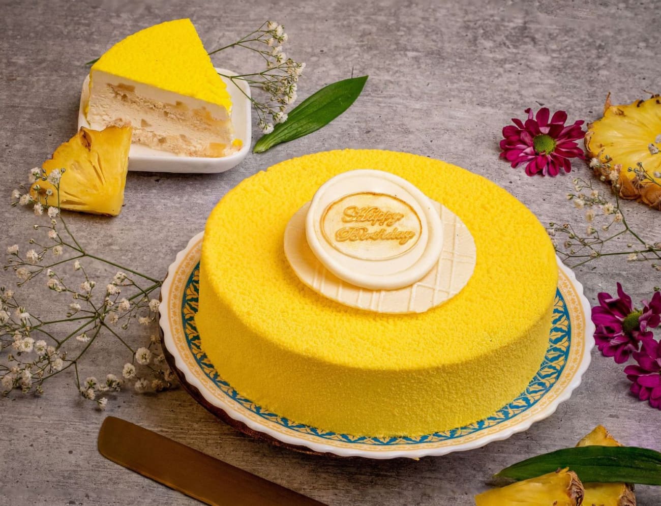 Sunfeast Caker Layered with Butterscotch Flavour😋#asmr#cake#chocolate#layeredcake#candy#butterscotch  - YouTube