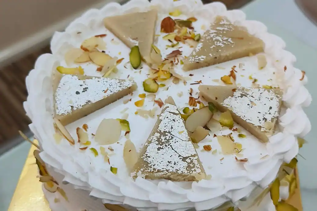 Crowncy Cake & Pastries