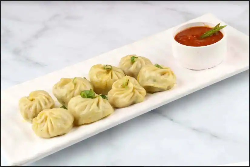 Chicken Steamed Momos [1 Plate, 6 Pieces]