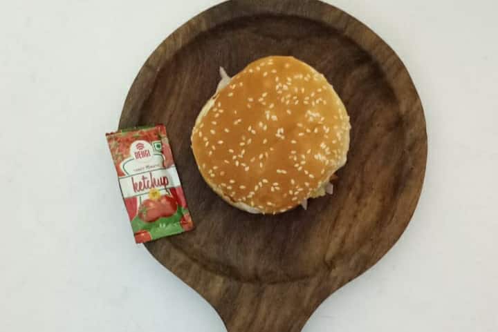 Spicy Paneer With Cheese Burger