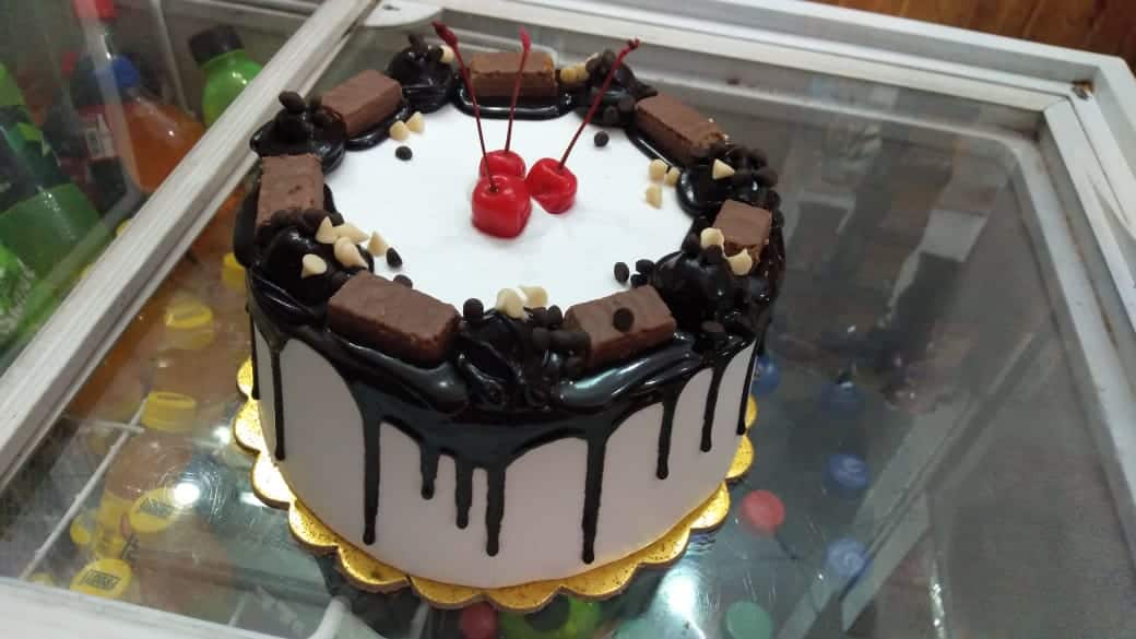 Buy Cake for your lovely Mother | Order online in Delhi and Noida
