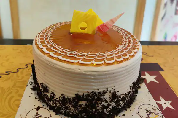 Caramel Delice Cake
