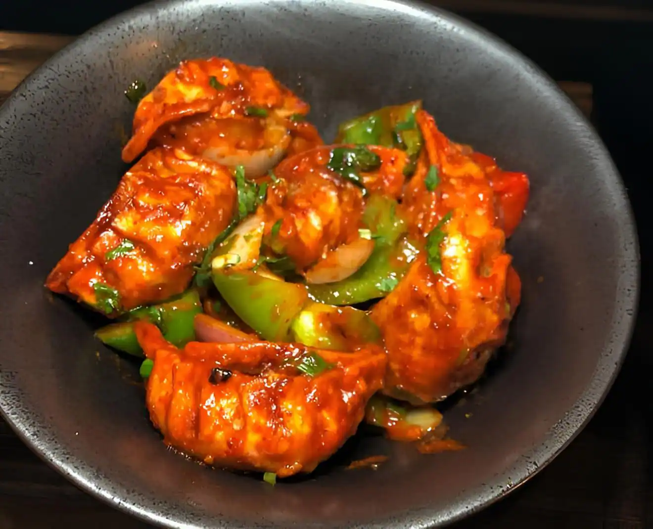 Paneer Chilli Momos (8 Pcs)