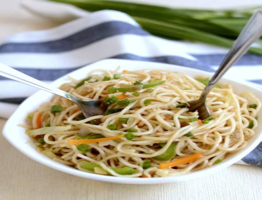 Veg Hakka Noodles
