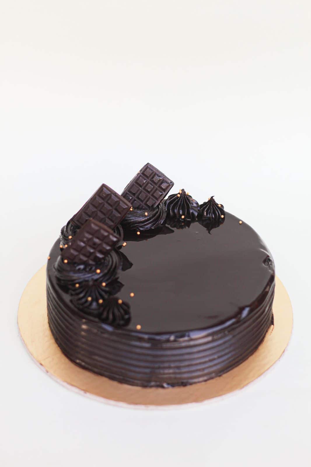Aggregate more than 136 250 gram chocolate cake super hot - kidsdream.edu.vn