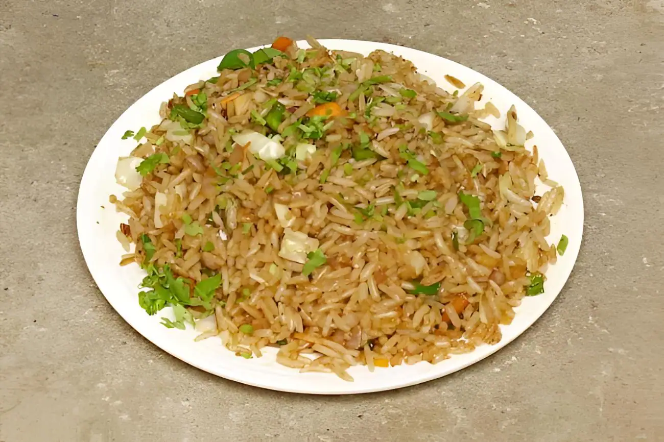 Veg Hakka Fried Rice