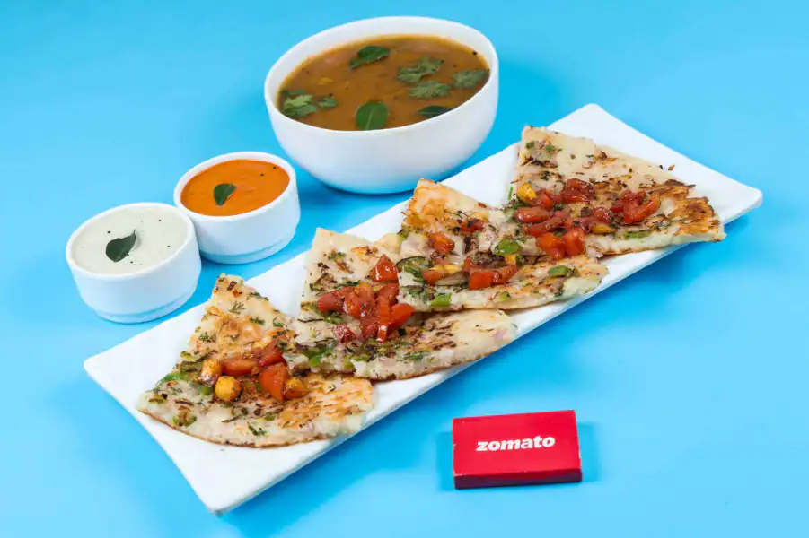 Butter Tomato Onion Uttapam