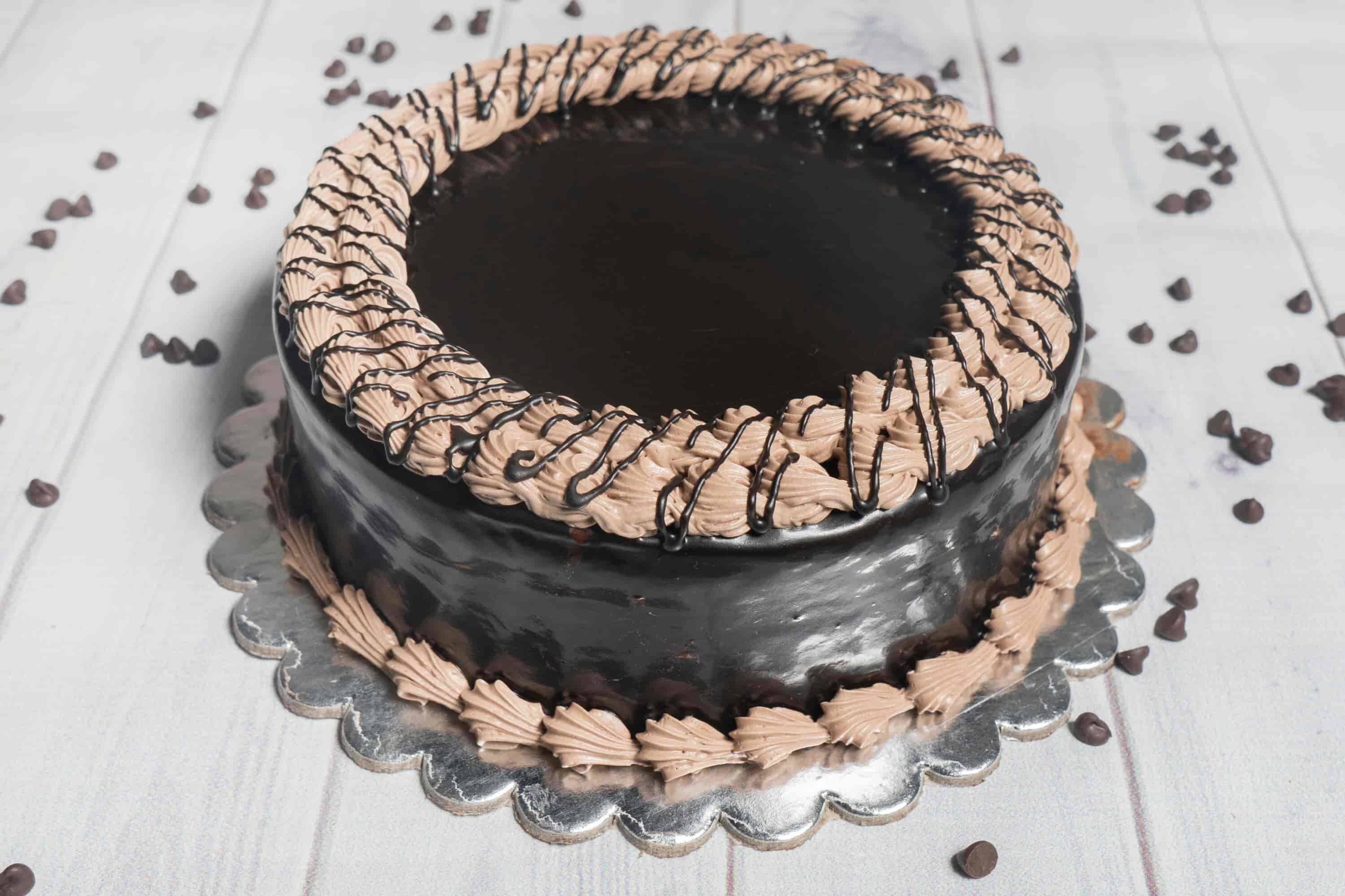 Order now . . . Call or WhatsApp -9875407673 . . . also order on swiggy # CAKE #caramel #hazelnut #cakedesign #delicious #kolkata | Instagram