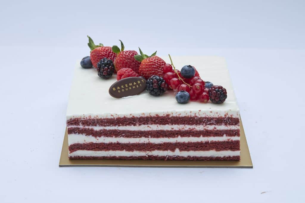 Aggregate more than 83 gourmet cakes dubai latest - in.daotaonec